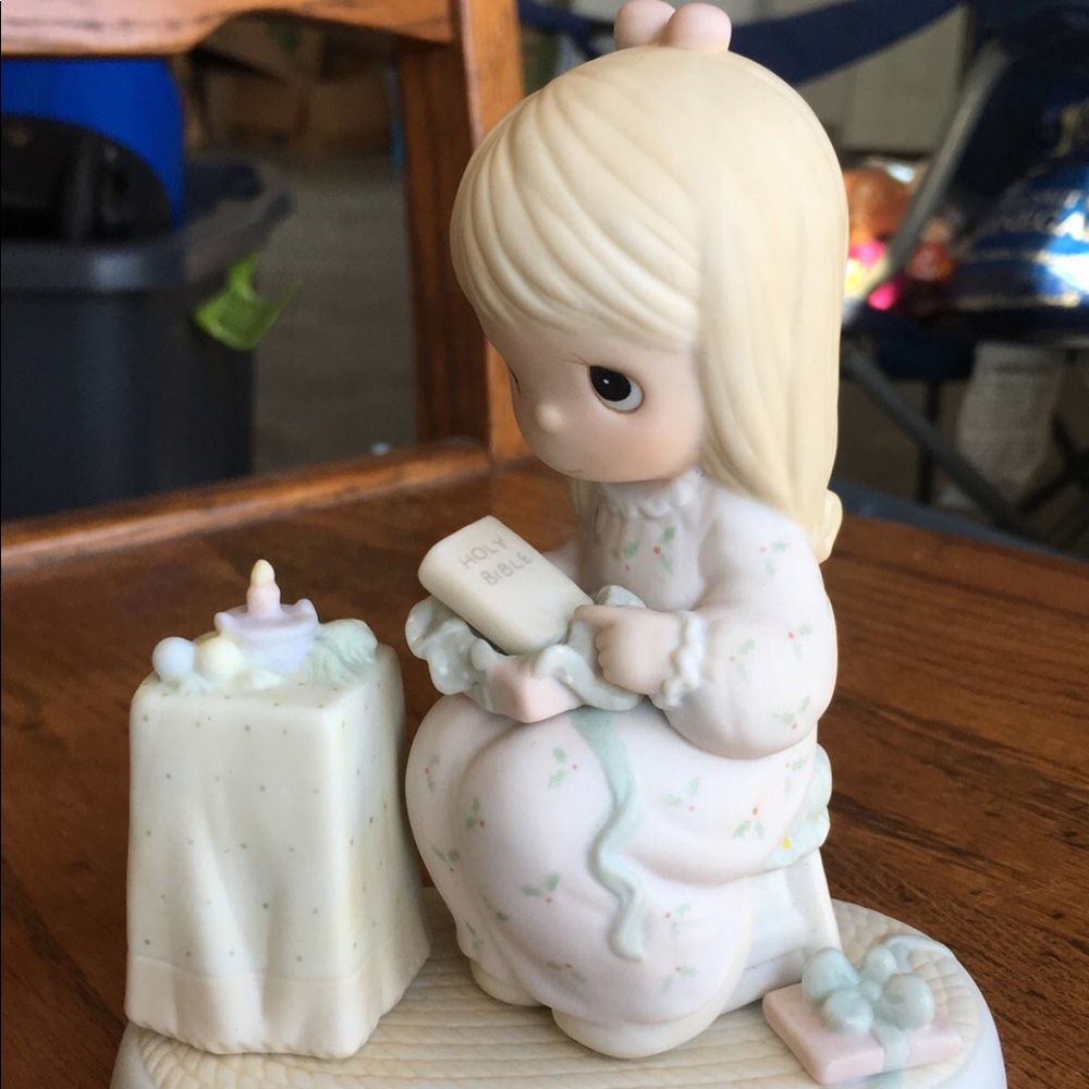 Precious Moments may your Christmas be blessed porcelain figurine